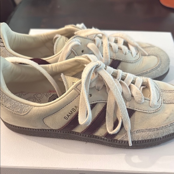 Adidas Off-White and Maroon Samba Sneakers - Picture 2 of 6